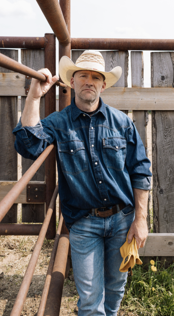BELTS & BUCKLES